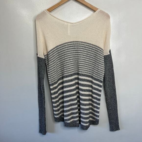 C & C California Women’s Sz S V-Neck Knit Stripped Sweater Summer Beach Cover-Up - Picture 5 of 7